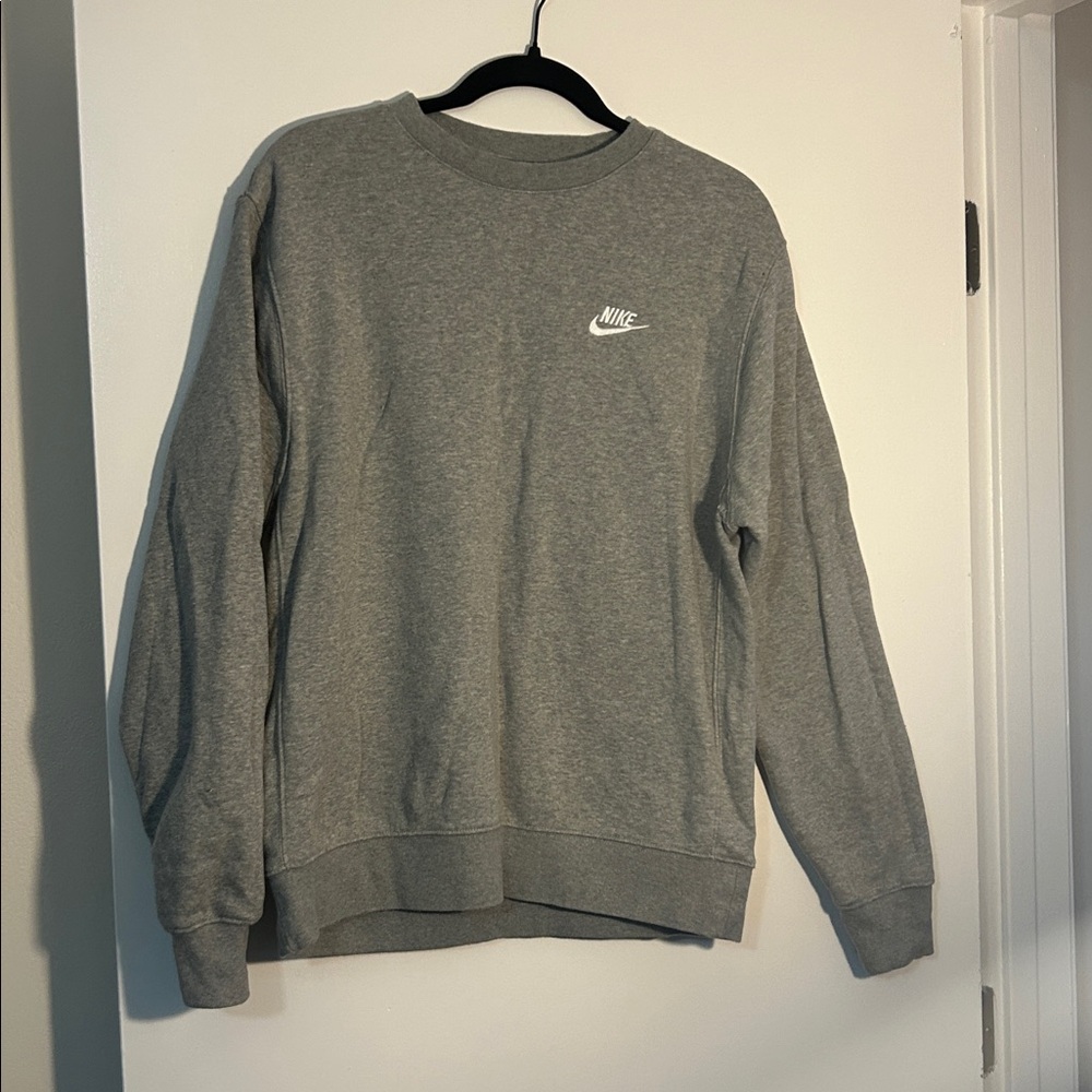Nike Men's Crewneck Sweater in Gray